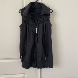 KENSIE Sleeveless Zipper Cardigan